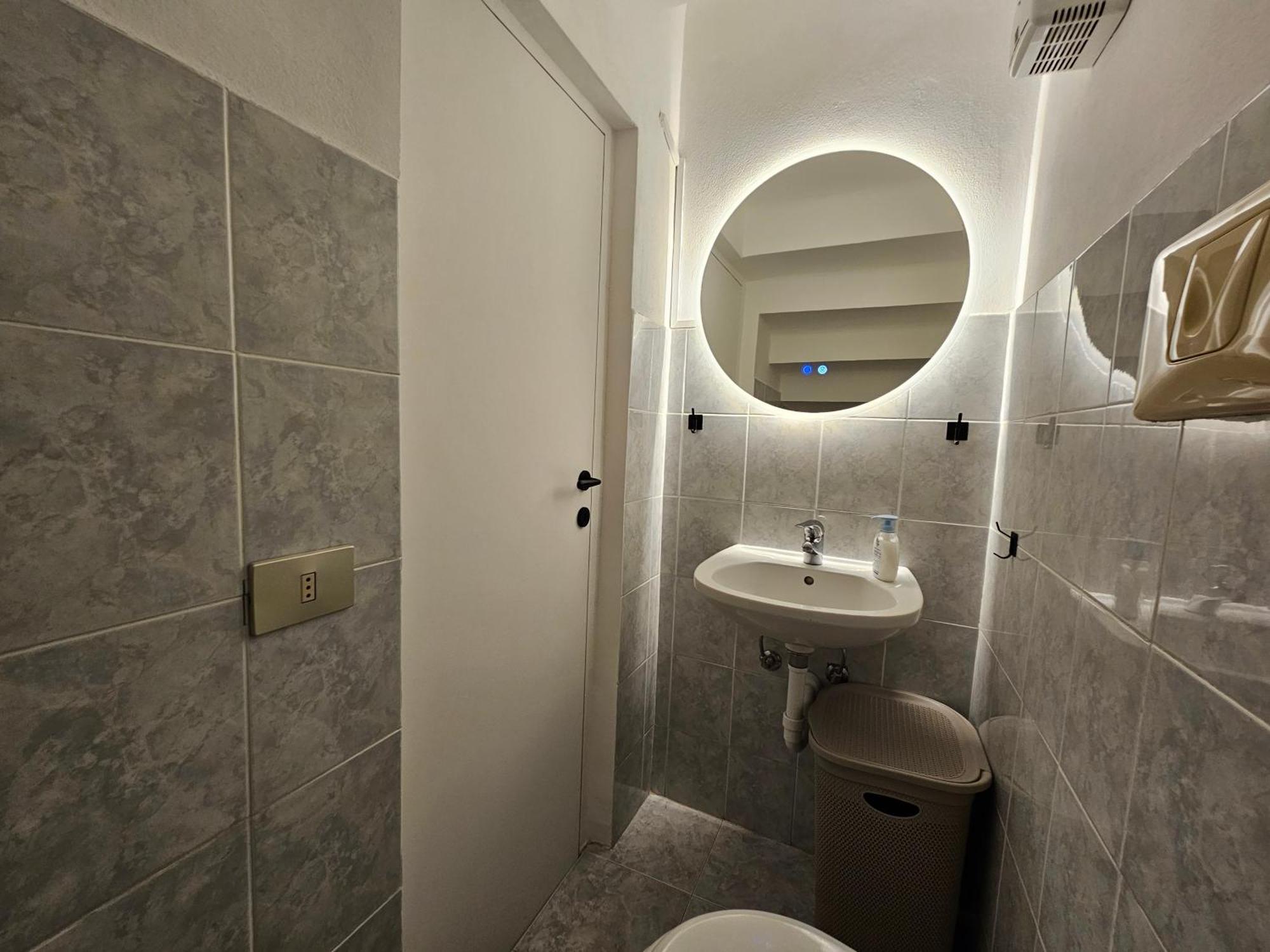Exclusive Top Floor 2-Bedroom Flat Milan Exterior photo