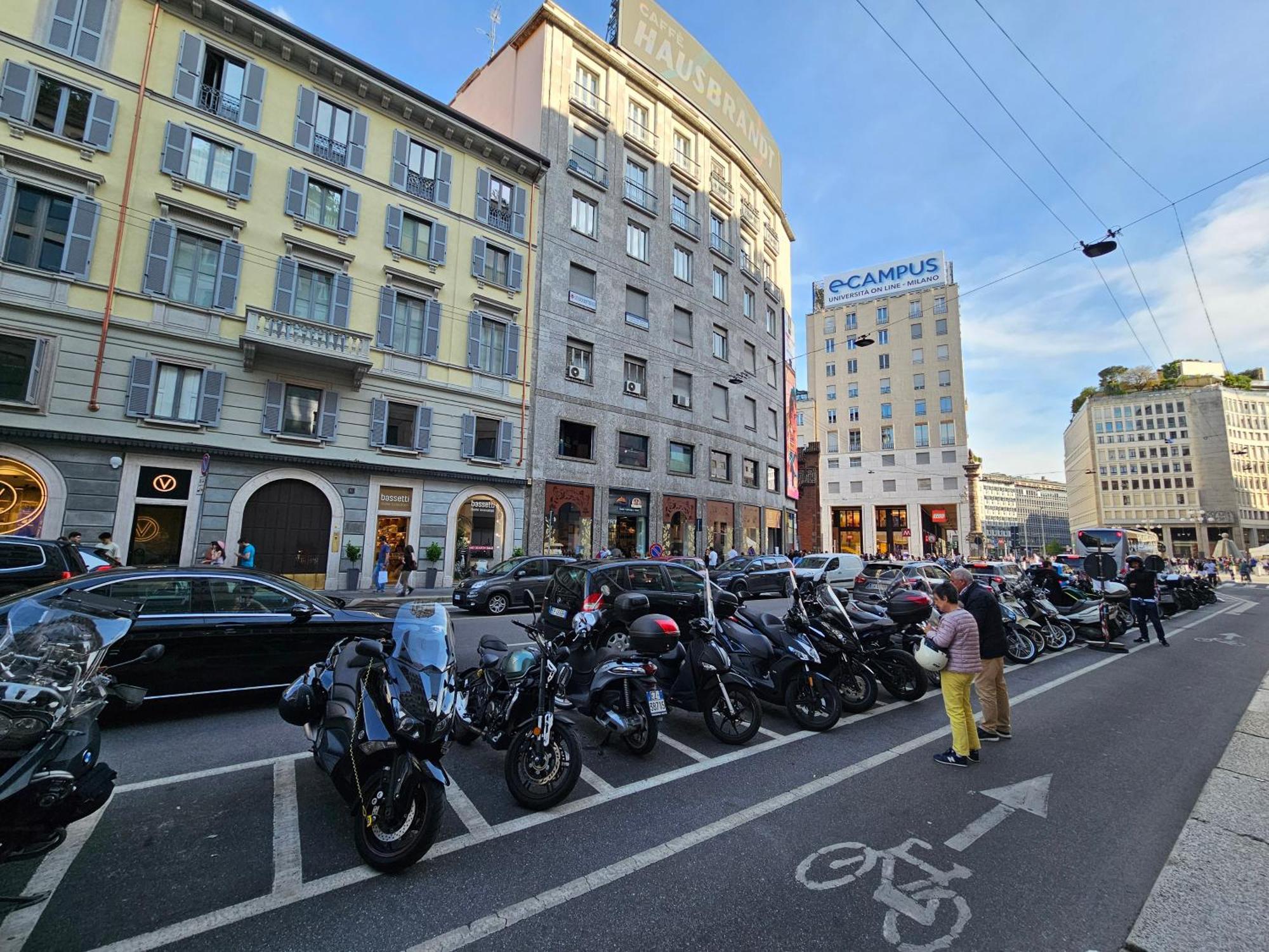 Exclusive Top Floor 2-Bedroom Flat Milan Exterior photo